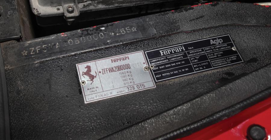  Ferrari 328 GTS 1987 года  (фото 6 из 12)